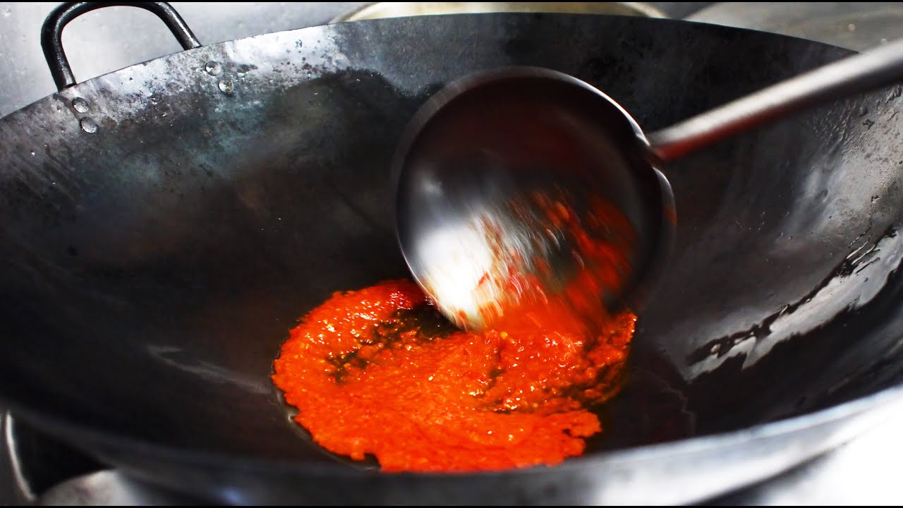 王さんの赤い麻婆豆腐 Red Mapo Doufu Mr Wang Style Youtube 王さんの赤い麻婆豆腐 Red Mapo Doufu Mr Wang Style Youtube