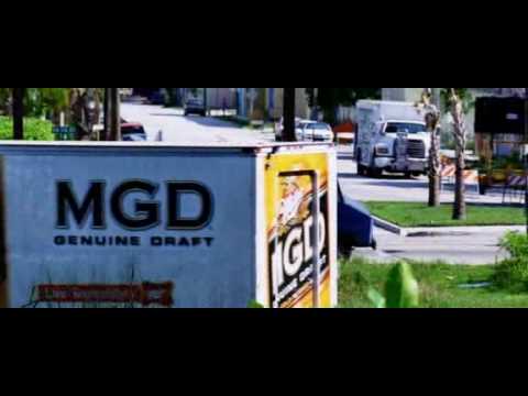 Freemason sign in Bad Boys 2