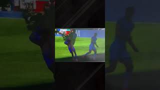 Millwall goalkeeper just tried to take matetas head off 🤦🏻♂🔥#football Millwall goalkeeper just tried to take matetas head off 🤦🏻♂🔥#football