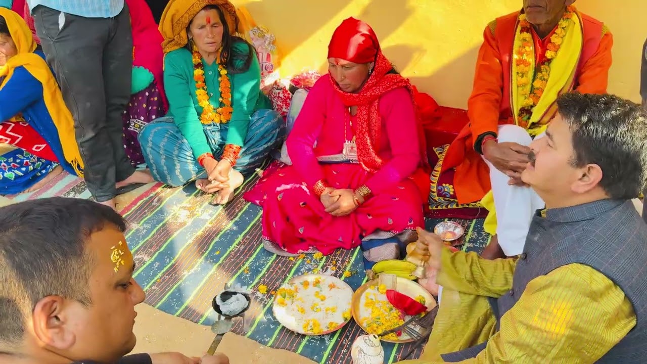 आज गये हम गाँव पांडव लीला देखने माँ द्रोपदी का नृत्य 🙏🙏 #uttarakhand  #pahadi #villagelife #vlog 