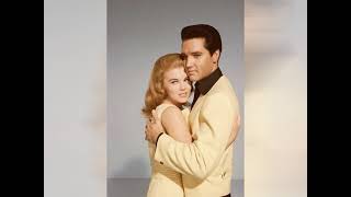 Download Lagu Elvis Presley - C'mon Everybody [mono stereo remaster] MP3