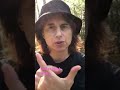 Guitar neck width matters