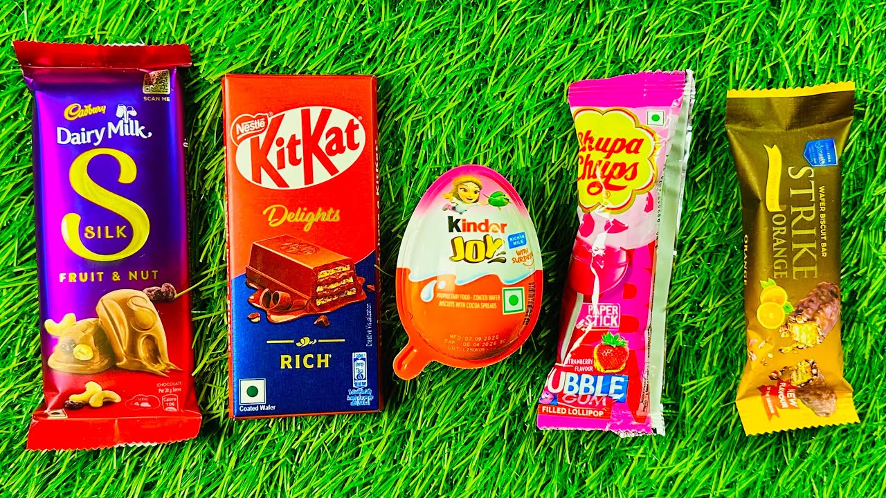 أشهر أنواع الحلوى بتقنية ASMR 🍭 | مصاصات قوس قزح، شوكولاتة، وأصوات فتح علب حلوة