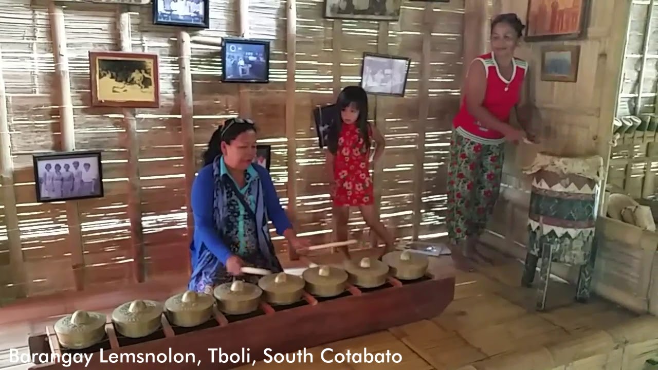 TBOLI TRIBE ON KULINTANG