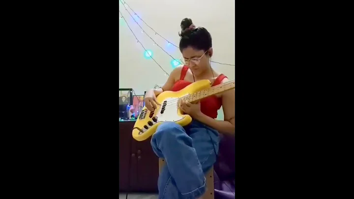 IMPROVISING OVER RHYTHM CHANGES ||MOUSUMI DATTA BASS