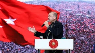 Cumhurbaşkanı Erdoğan: İstersem yarın (Almanya'ya) gelir dünyayı ayağa kaldırırım Resimi