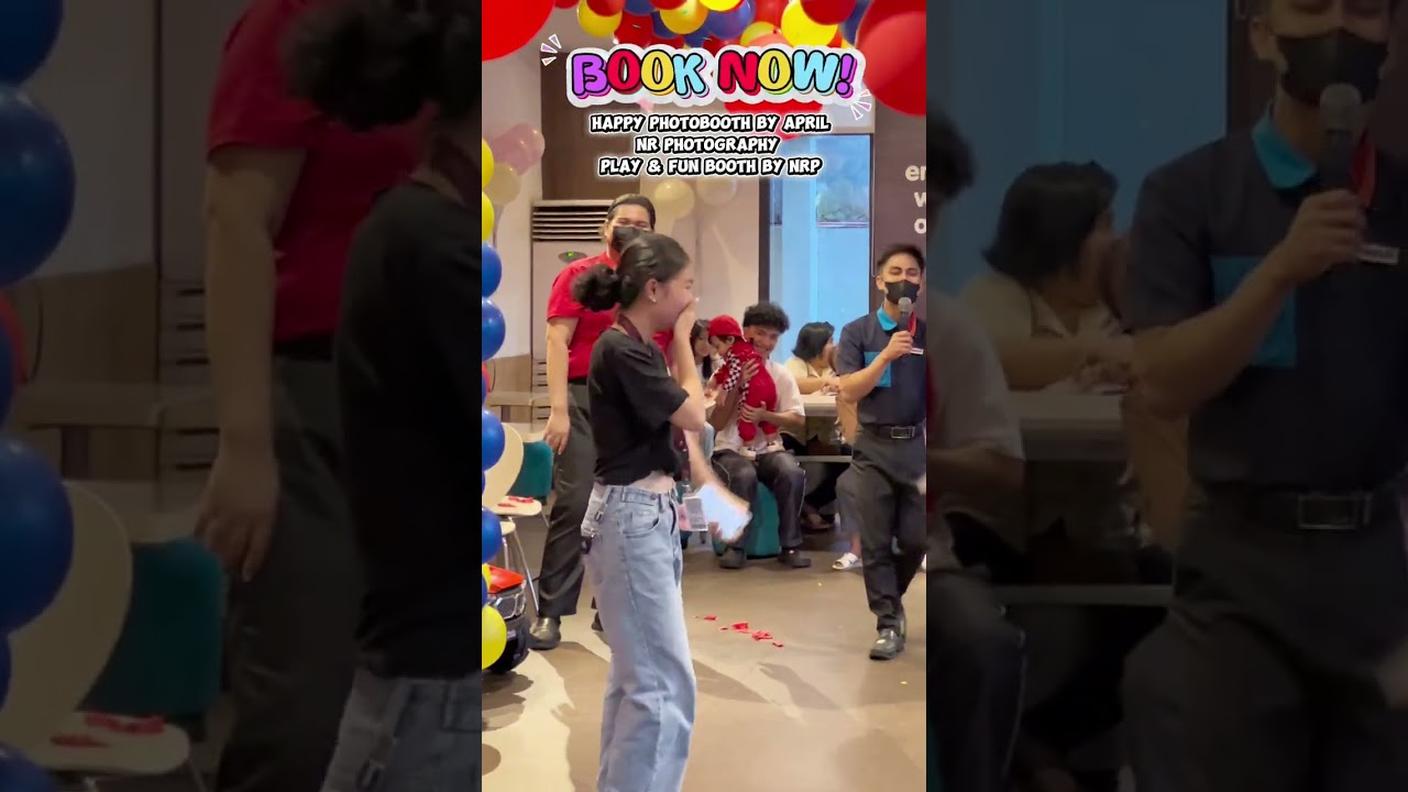 PHOTOGRAPHER WITH PHOTOBOOTH PACKAGED!  