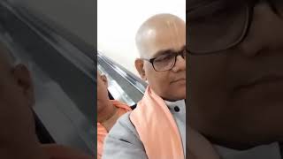 2901  LIPTI BANGALORA TOWNE MATRI MAHALA TESANA METRO HÀRE KRISHNA HARE KRISHNA SABSCBRIBE