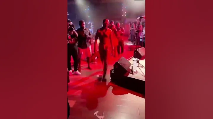 Wizkid shows respect to Femi Kuti when he visited the Afrika Shrine. #wizkid #respect #getmoreviews.