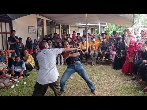 DUEL Seru Silat Kuntau Pakai Parang. | Kesenian Lokal Masyarakat Banjar.