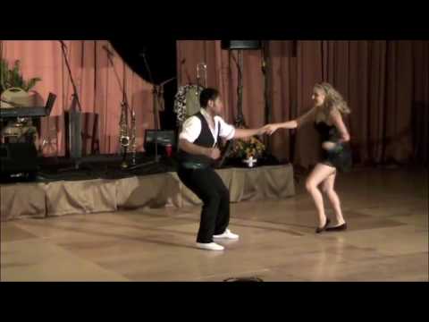 2009 ILHC - Lindy Hop Showcase: Mikey Pedroza & Ni...