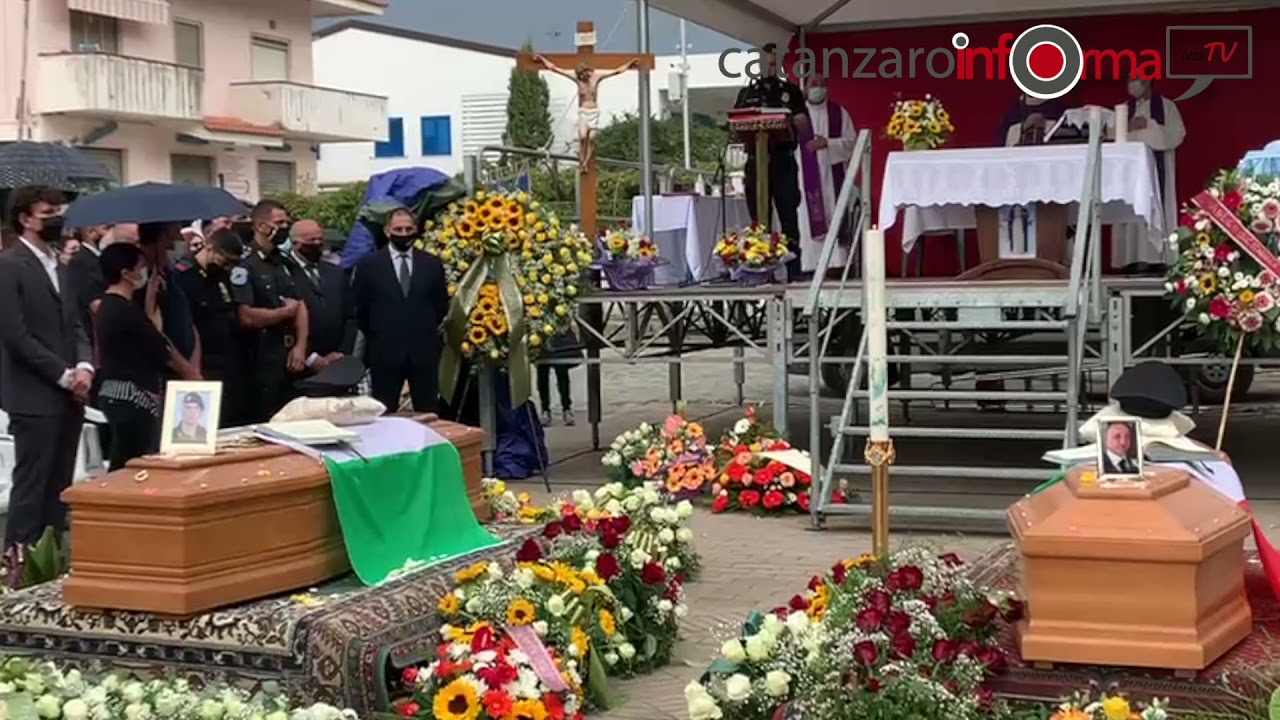 Funerali vittime incidente Sellia Marina