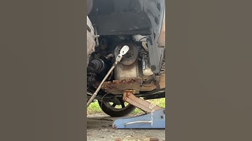 How to loosen your crank shaft pulley bolt, the easy way