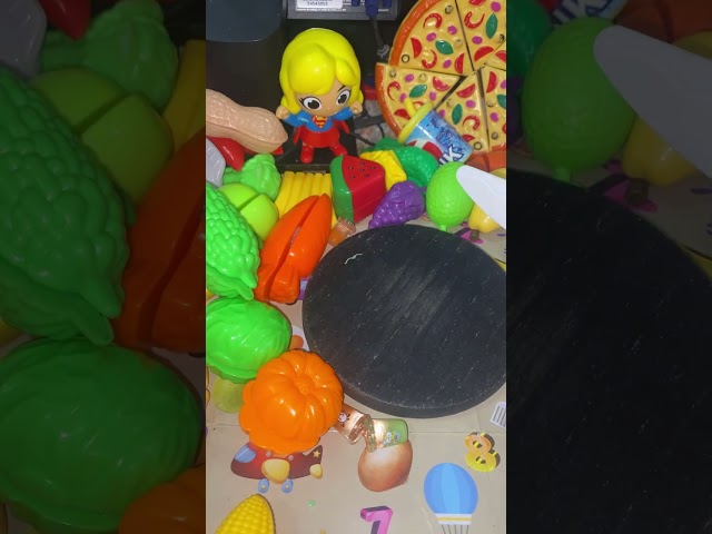 cutting fruit ASMR está en vivo