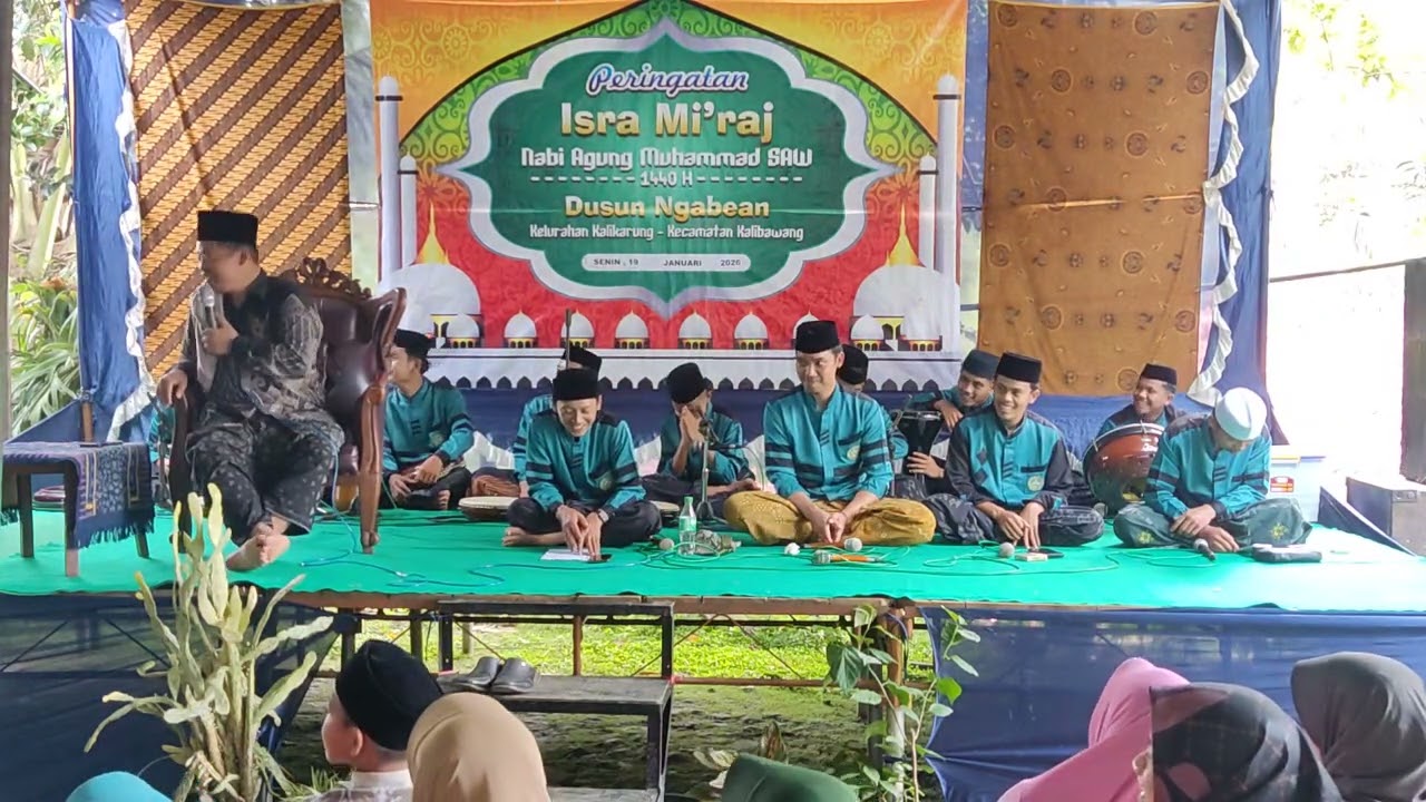 PENGAJIAN LUCU!! DALAM MEMPERINGATI ISRA' MI'RAJ NABI MUHAMMAD SAW DUSUN NGABEAN KALIBAWANG