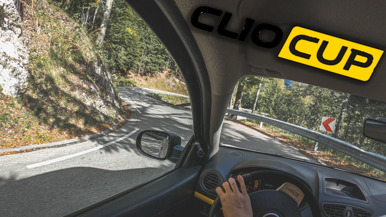 Renault Clio 3 R.S. | Akrapovic evolution exhaust | Downhill