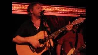 JAMES MADDOCK CHANCE
I filmed this @ The Cutting Room in NYC on August 18 2016. This is an Unsteady Cam Production. The band behind James: Drew Mortali, bass, vocals. Jason Darling, guitar, vocals. Aaron Comess, Drums. Rob Cloris, keyboards. JAMES MADDOCK CHANCE
