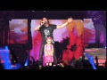 Carlos Vives cantando con Salma Richani