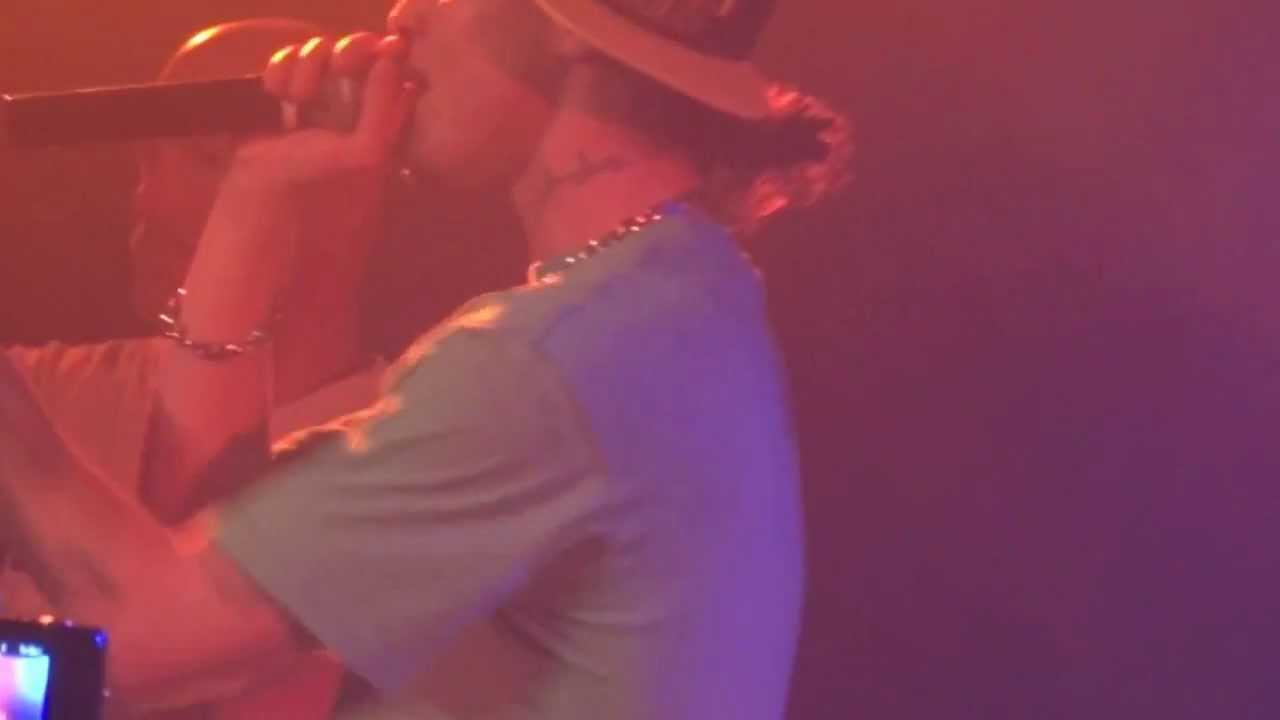 Bone Thugs "WEED SONG" (Live Performance) 2013