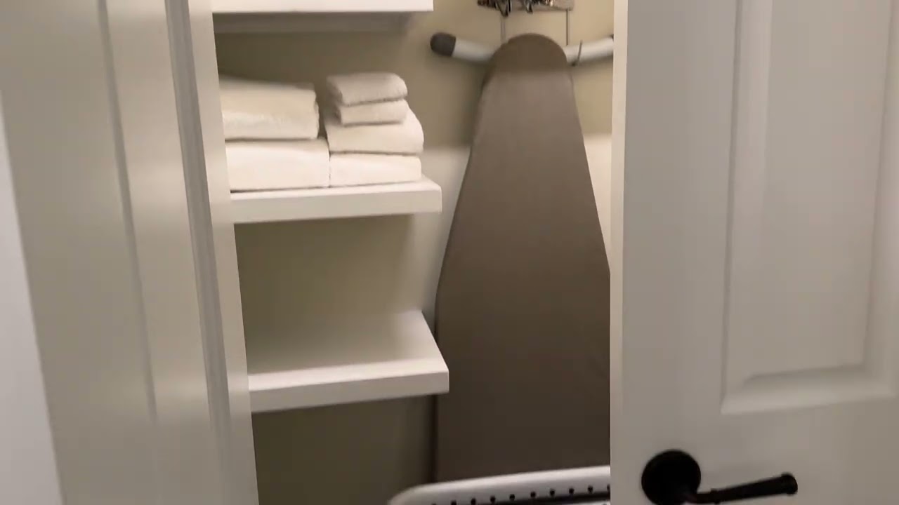 Tour Disney’s Riviera Resort Studio Room