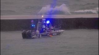 Lorain Marine Patrol Rescues Kayakers During Severe Lake Erie Storm | Lorain Lighthouse Cam