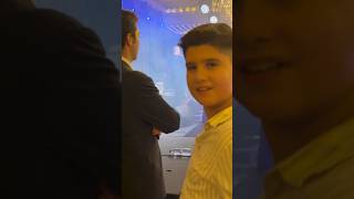 Berdan Abim Sahnede Şarkı Söylerken Sahne Arkası Ben.❤️