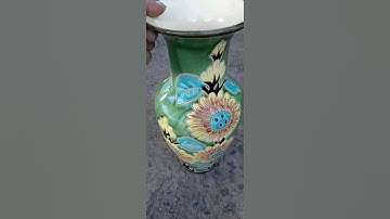 bình bông gốm Biên Hòa xưa vẽ tay màu hoa hướng dương rất đẹp giá vài trăm ngàn ai kết ib thank