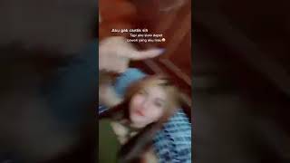 Buaya Betina Senggol Dong