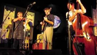 Hot Club of Cowtown - "Stardust" - Towne Crier Cafe 10.7.11 chords