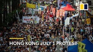 Subscribe to our channel here: https://sc.mp/2kafuvj this year’s
july 1 march started despite controversy over the protest route and
start point. pro...