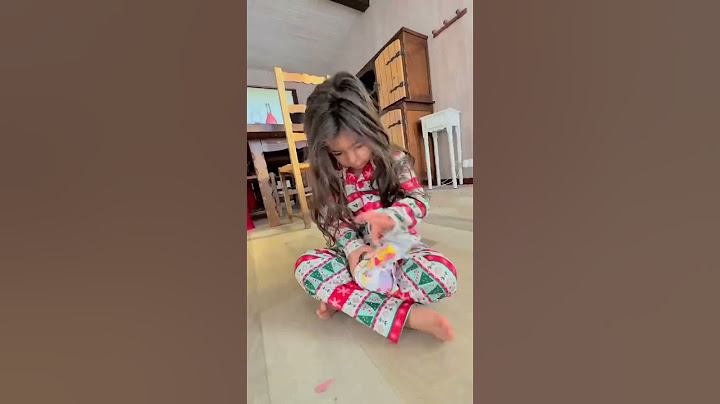 EL PRIMER REGALO QUE PAPÁ NOEL LE TRAJO A SALOMÉ🎅😱