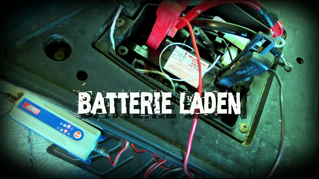 Batterie laden (Roller, Moped, Motorrad) 