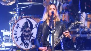 Halestorm - &quot;Sick Individual&quot; (Live in San Diego 10-12-16)