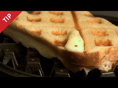 Video: Pembuat wafel untuk wafel tipis - asisten di dapur