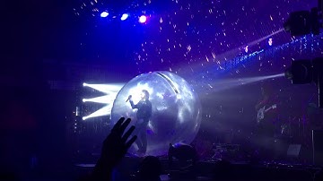 The Flaming Lips covering David Bowie