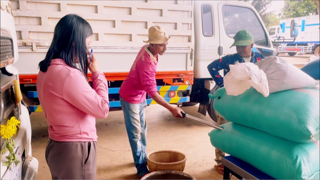 លក់ម្រេច/From selling pepper, then spraying durian juice@SokleangFamilylife