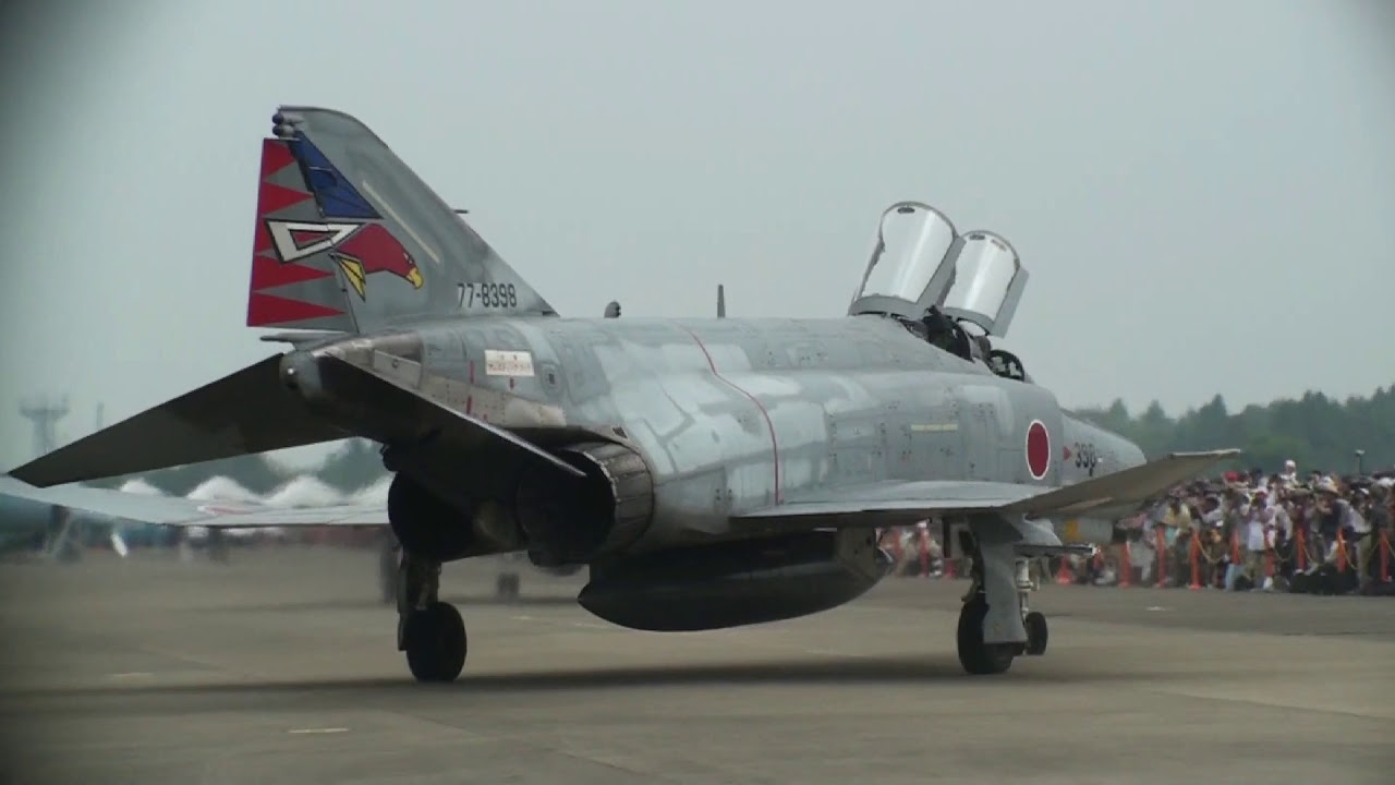 2010年 百里基地航空祭 ファントム無頼 新撰組 - YouTube