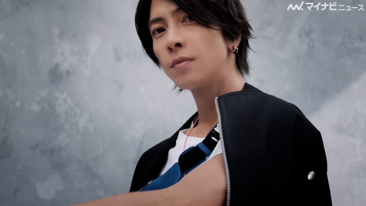 山下智久、レザーグッズを身に着けクールに魅せる！ 「ブルガリ メンズ