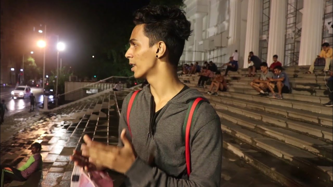 NIGHT LIFE IN MUMBAI !!