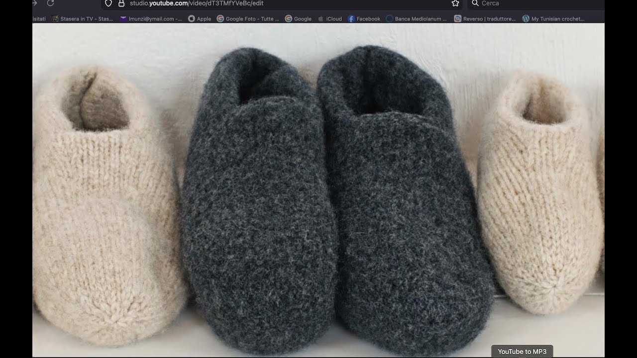 Ciabattine in lana infeltrita (double felted slippers).
