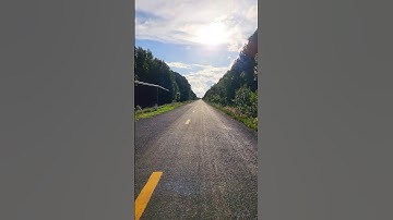 Quốc lộ 1A đoạn gần cuối bản đồ nước Việt Nam ở mũi Cà Mau