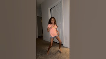 RED RED RED‼️❤️❤️❤️ #descendants #dlafam