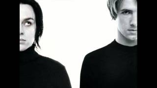 Miniatura de vídeo de "Savage Garden - To The Moon And Back"