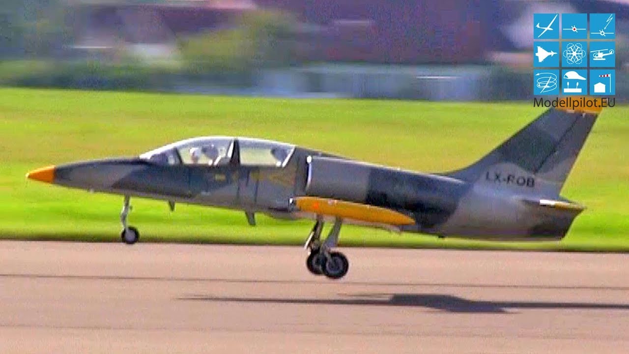 STUNNING L-39 ALBATROS STEPHAN VÖLKER RC TURBINE JET COMPETITION FLIGHT (20KG) JET WM