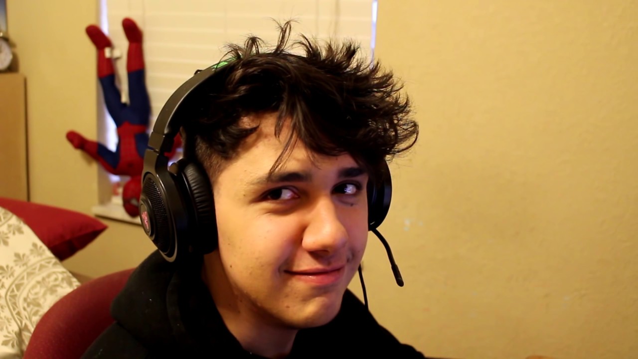 NETFLIX & CHILL SIMULATOR! - YouTube - 1280 x 720 jpeg 97kB