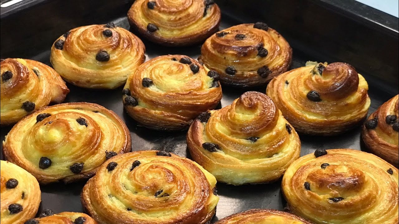 شنيك رائع بمقادير اقتصادية و نتيجة جد رائعة بدون عجين مورق