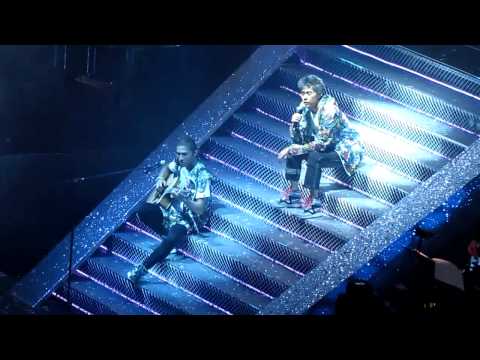 Shine Passion Live 燕尾蝶 31／12／12