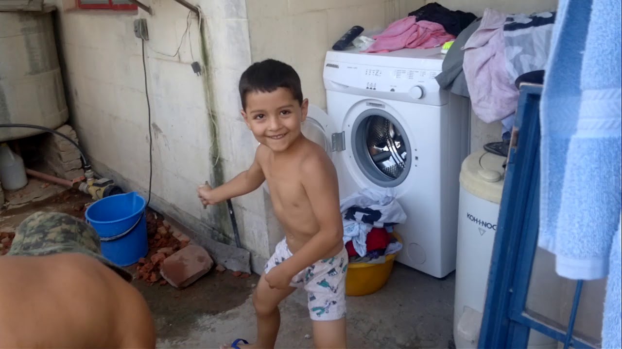 EL BAILE DEL CEPILLO