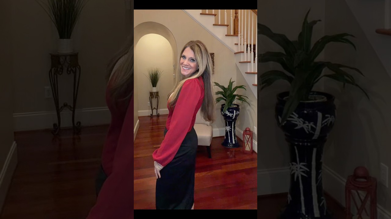 Outfit linked in my Amazon & Linktree. ☀️ 