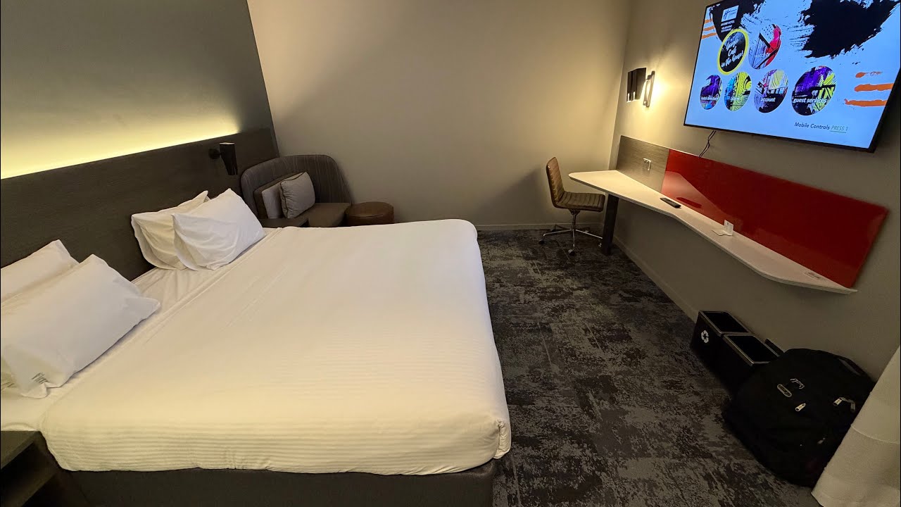 Обзор отеля Holiday Inn Express Melbourne Southbank Hotel by IHG